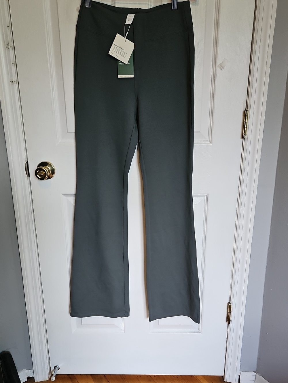 NWT HALARA  GREEN  COMFY small TALL  Knit Pants